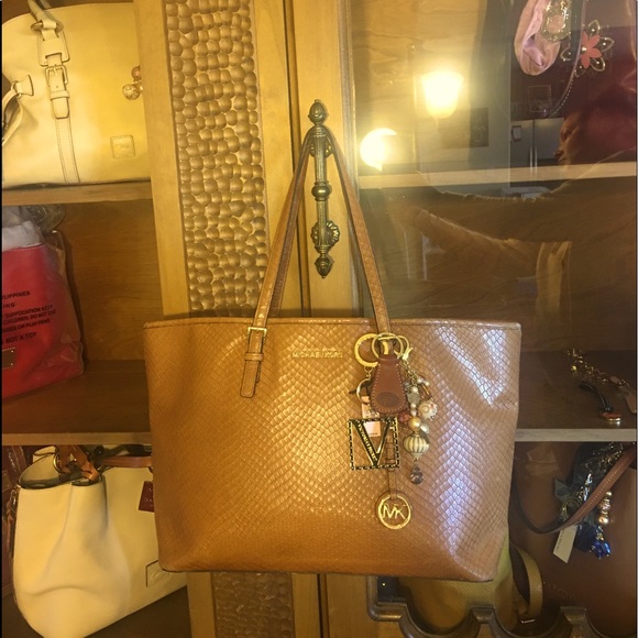 Michael Kors large leather tote in faux snake skin - Picture 6 of 12